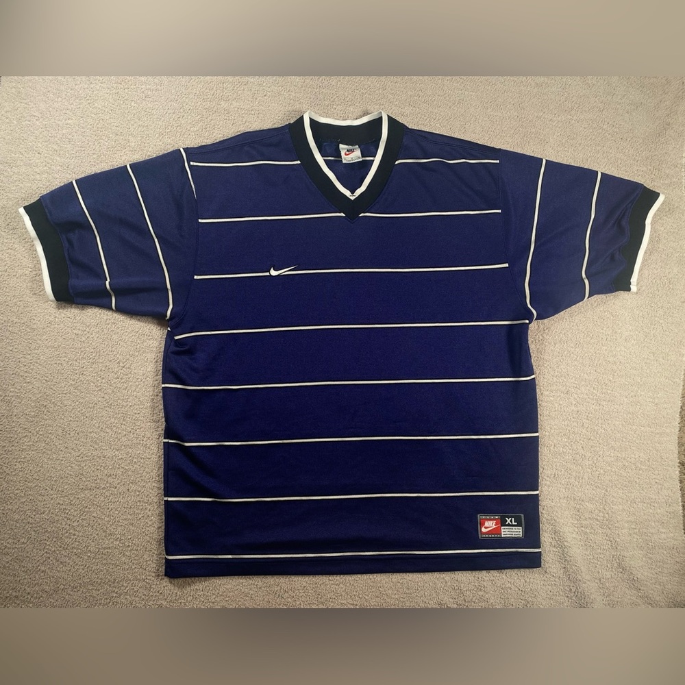 Men’s Y2K 90s Nike XL Purple striped soccer jersey made in USA